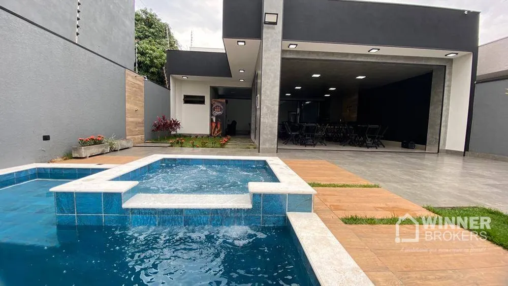 Casa, 3 quartos, 210 m² - Foto 1