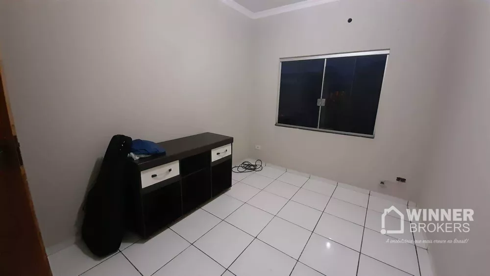 Casa à venda com 2 quartos, 64m² - Foto 2