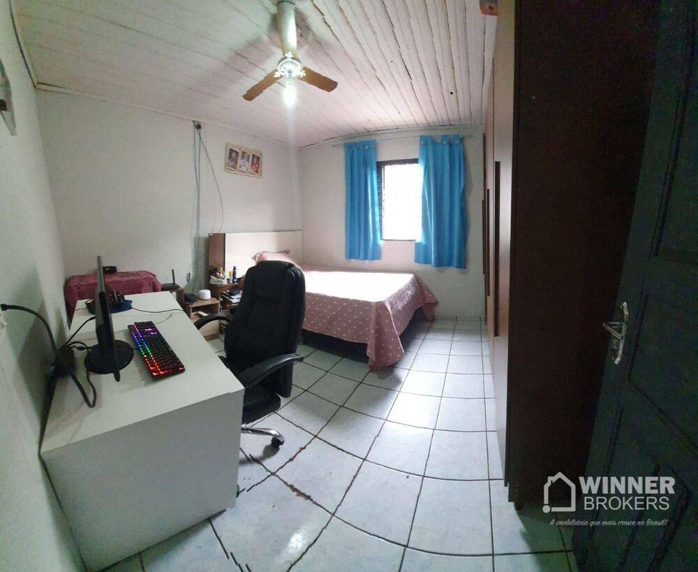 Casa à venda com 5 quartos, 192m² - Foto 2