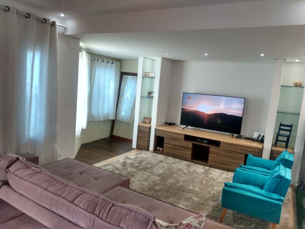 Sobrado à venda com 3 quartos, 245m² - Foto 4