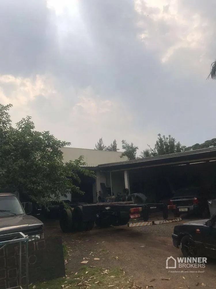 Chácara, 4 quartos, 2150 m² - Foto 2