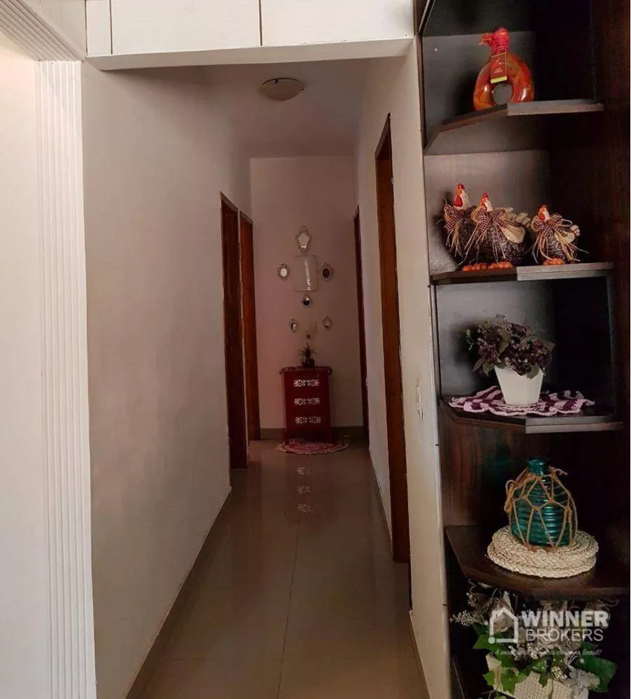 Casa à venda com 3 quartos, 170m² - Foto 3