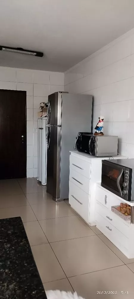 Apartamento à venda com 3 quartos, 123m² - Foto 7