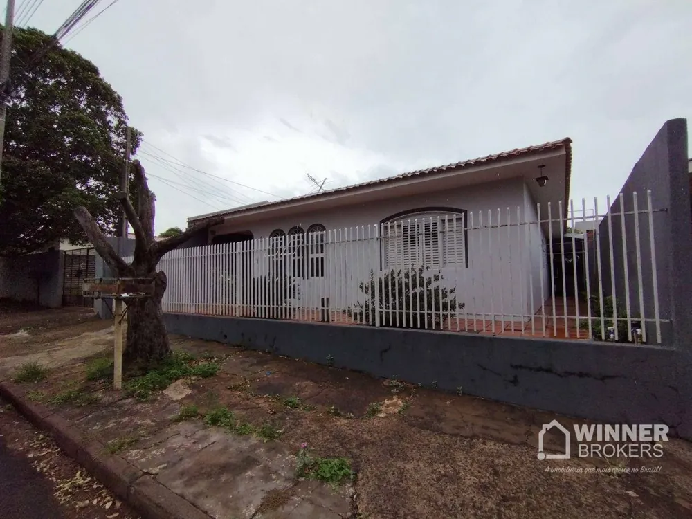 Casa, 3 quartos, 243 m² - Foto 3