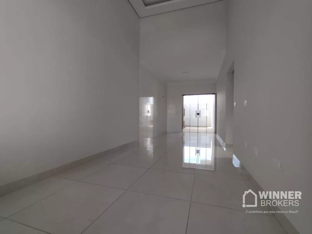 Casa à venda com 3 quartos, 90m² - Foto 4