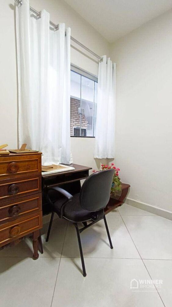 Casa à venda com 3 quartos, 118m² - Foto 4