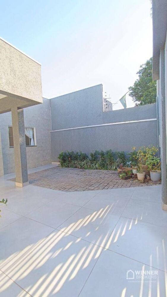 Casa à venda com 3 quartos, 118m² - Foto 3