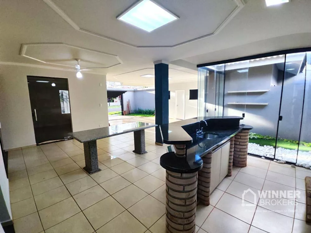 Sobrado à venda com 4 quartos, 329m² - Foto 4