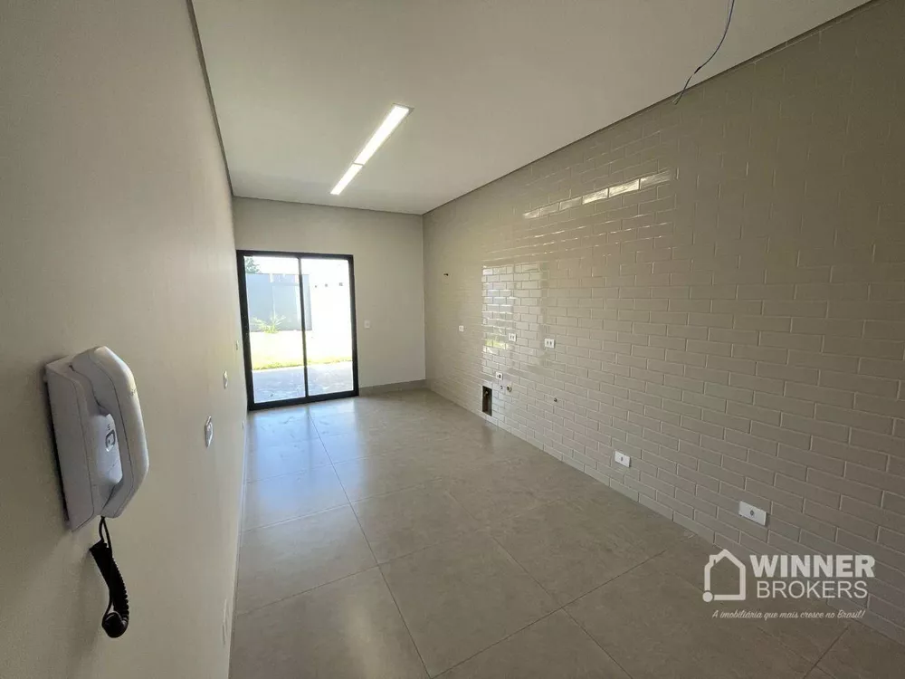 Casa à venda com 3 quartos, 131m² - Foto 4