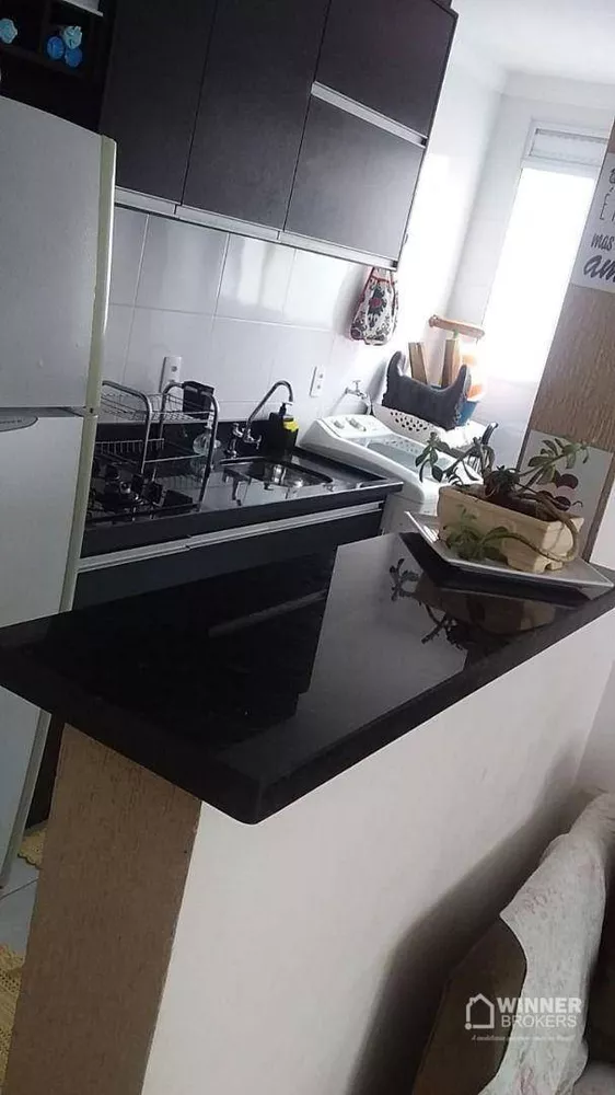 Apartamento à venda com 2 quartos, 42m² - Foto 2