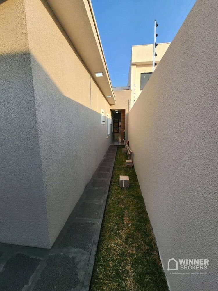 Casa à venda com 3 quartos, 74m² - Foto 11