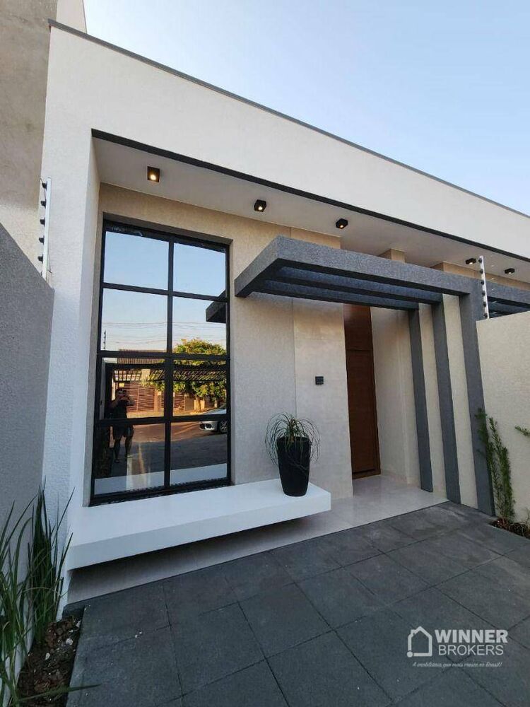 Casa à venda com 3 quartos, 74m² - Foto 1