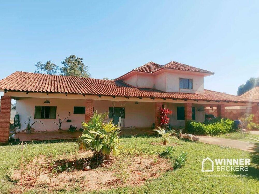 Casa, 4 quartos, 310 m² - Foto 1