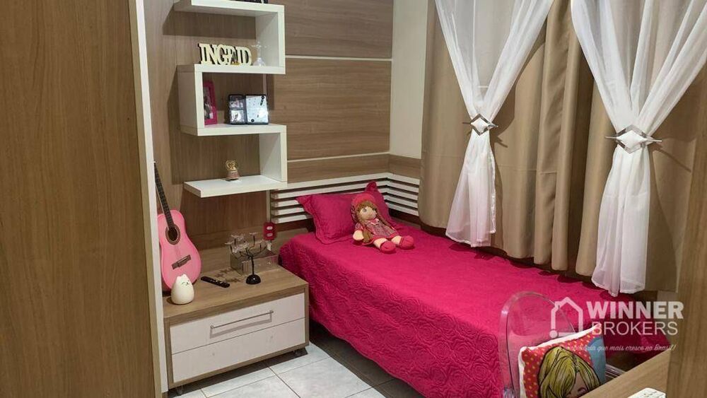 Casa à venda com 2 quartos, 90m² - Foto 4