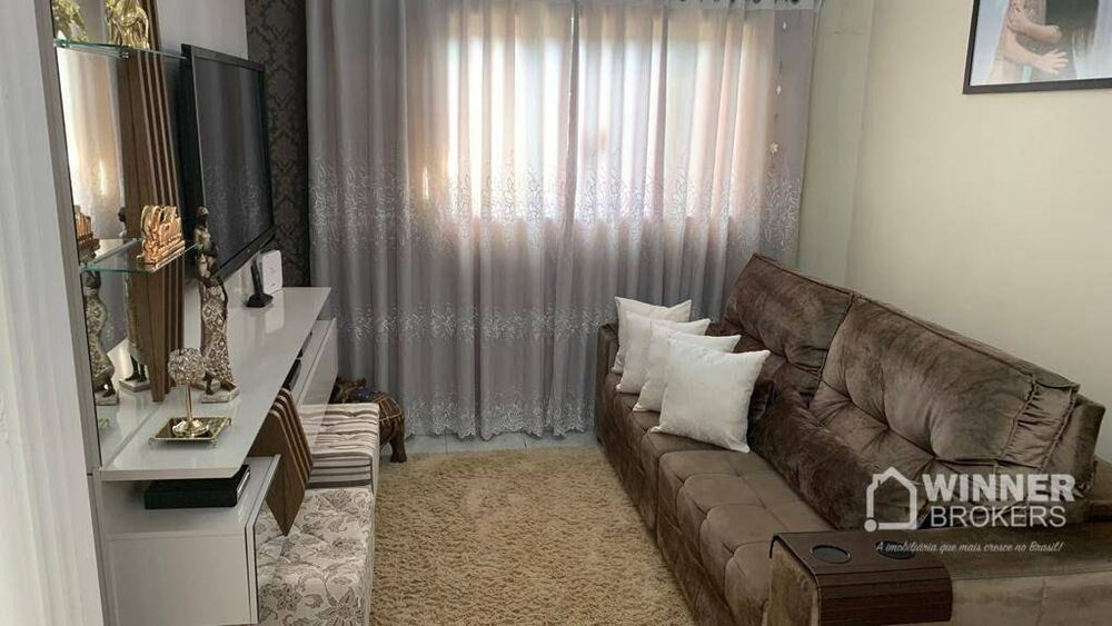 Casa à venda com 2 quartos, 90m² - Foto 2