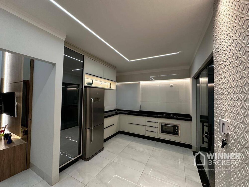 Casa à venda com 3 quartos, 143m² - Foto 4