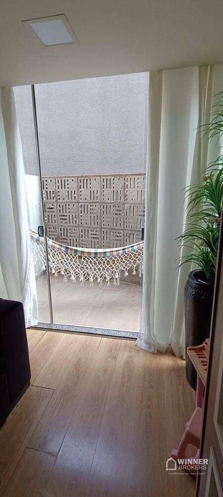 Apartamento à venda com 3 quartos, 80m² - Foto 2