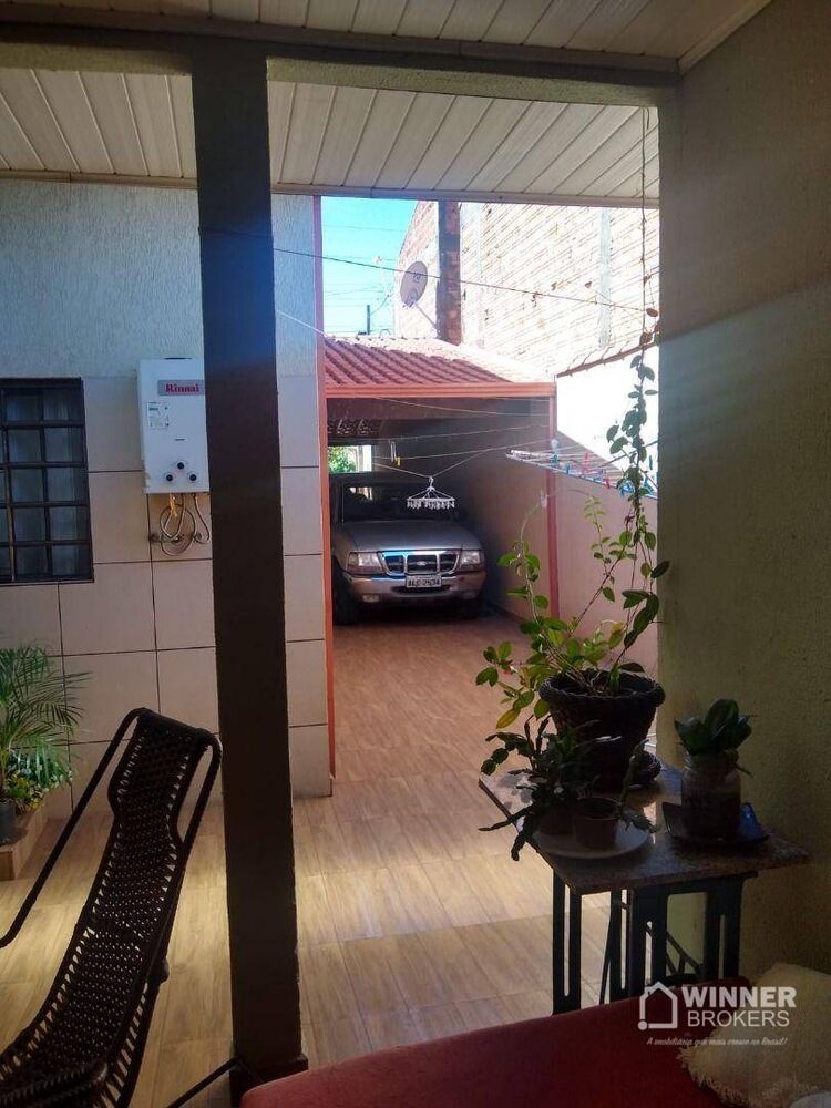 Casa à venda com 2 quartos, 170m² - Foto 3