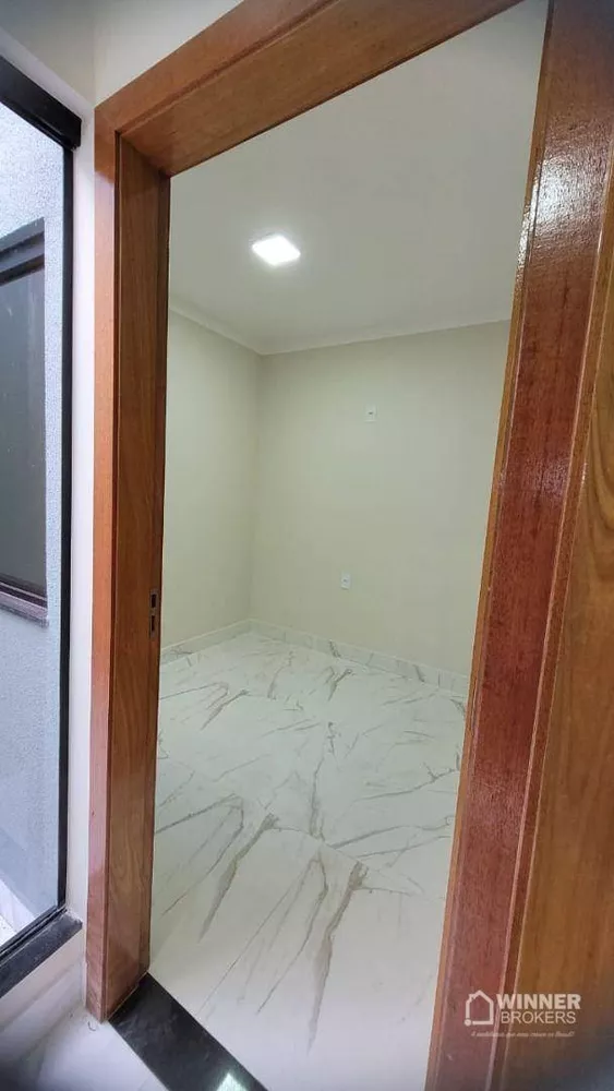 Casa à venda com 3 quartos, 95m² - Foto 4