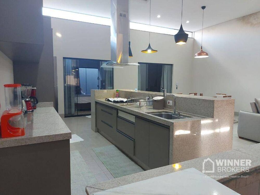 Casa, 2 quartos, 168 m² - Foto 1
