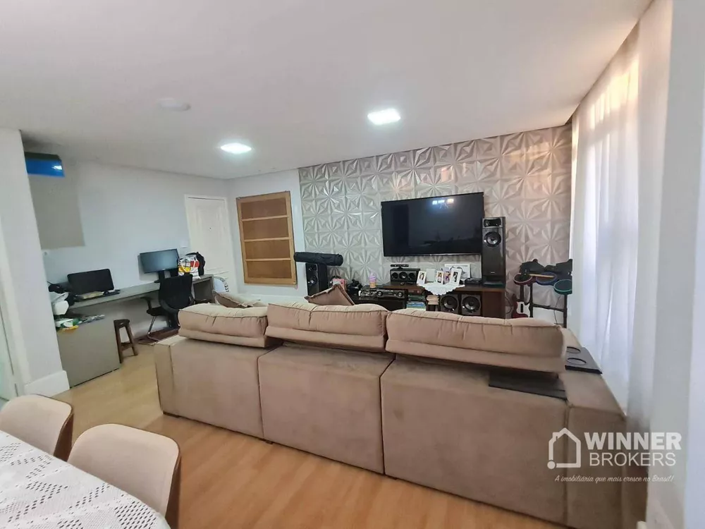 Apartamento à venda com 3 quartos, 134m² - Foto 2