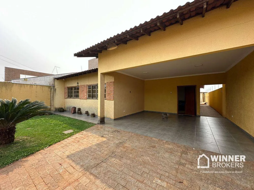 Casa, 3 quartos, 176 m² - Foto 2