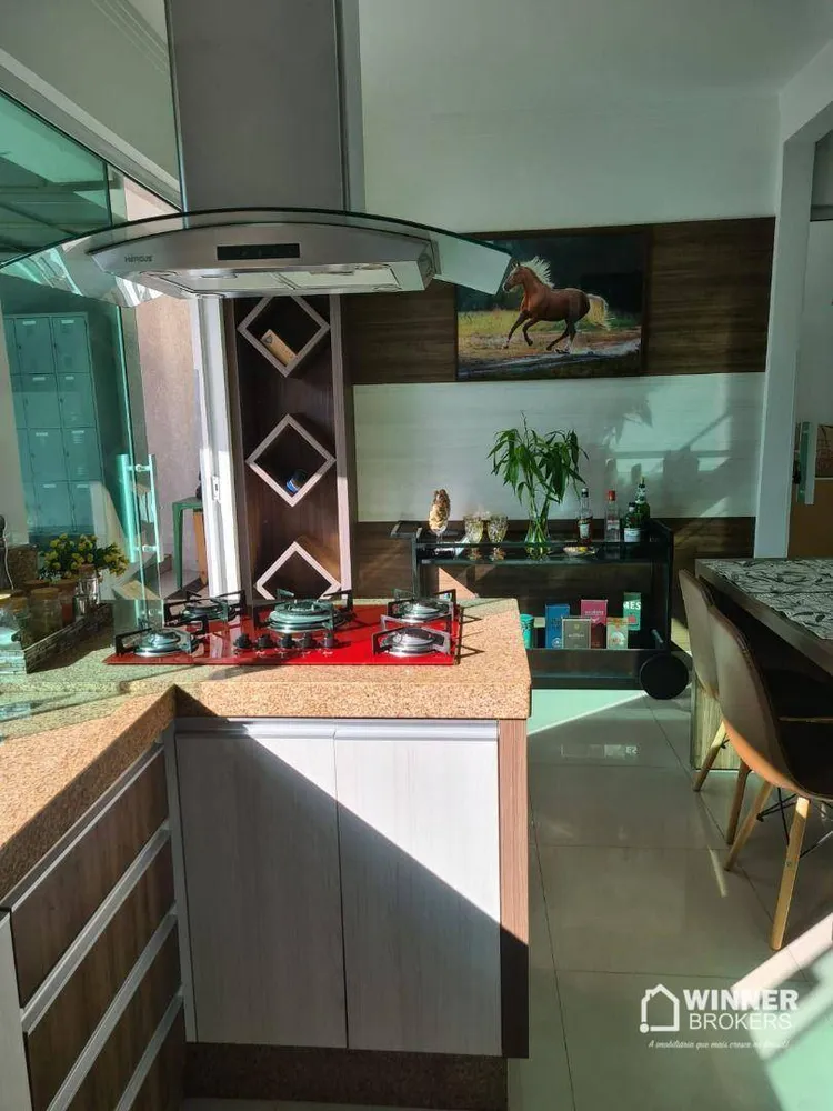 Casa, 3 quartos, 220 m² - Foto 4