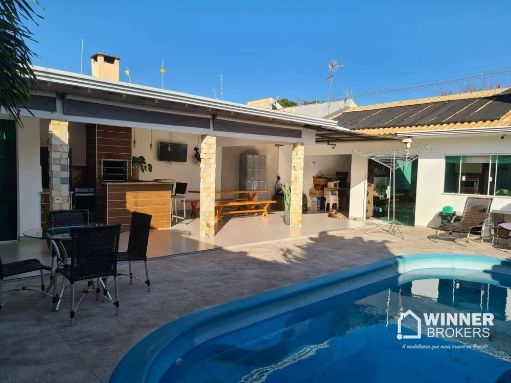 Casa, 3 quartos, 220 m² - Foto 8