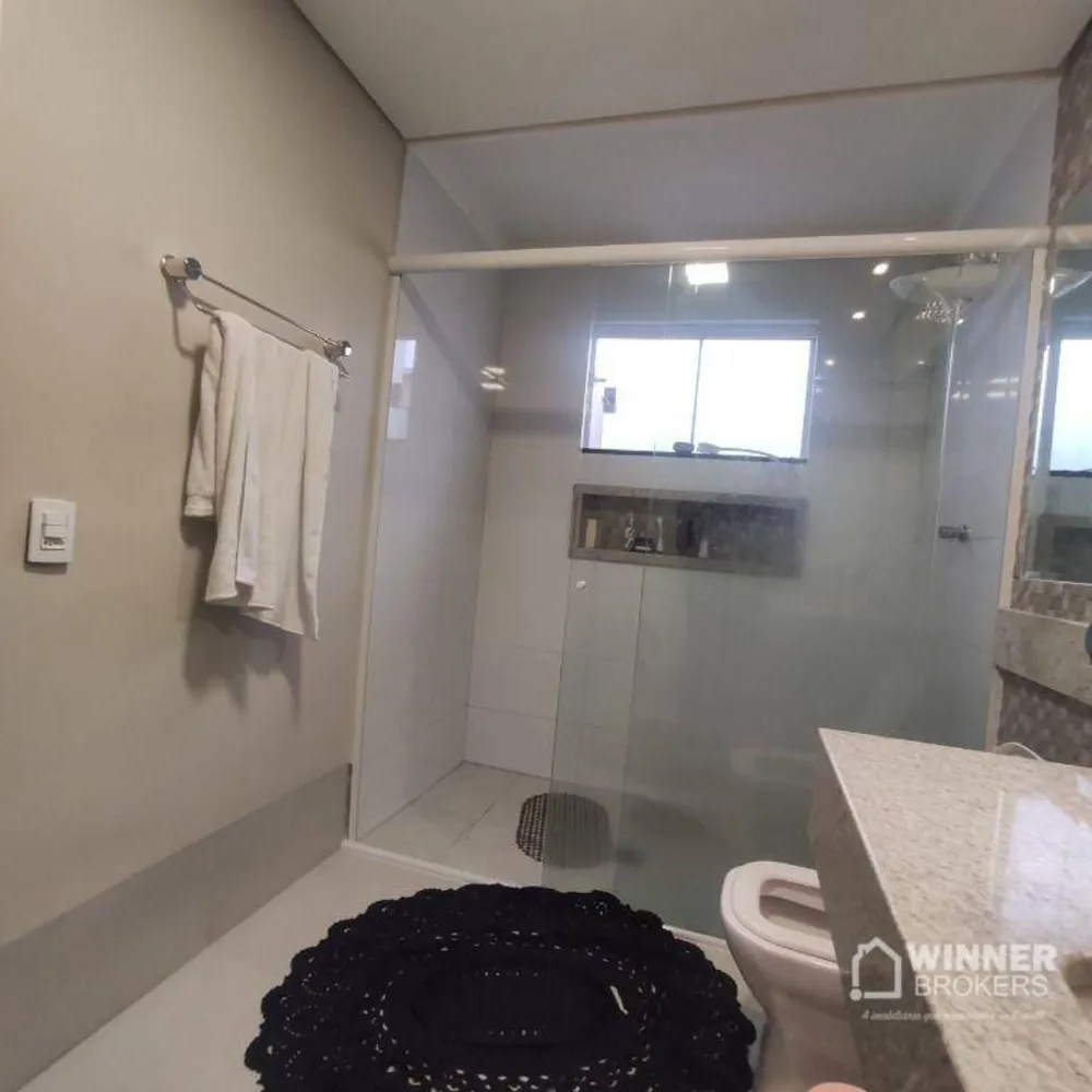 Casa, 3 quartos, 230 m² - Foto 1