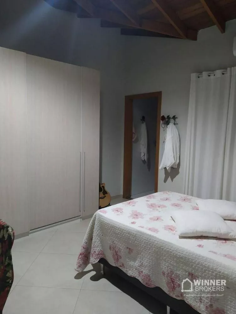 Casa à venda com 3 quartos, 170m² - Foto 4