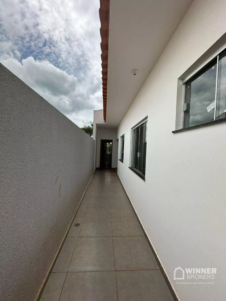 Casa à venda com 2 quartos, 80m² - Foto 8