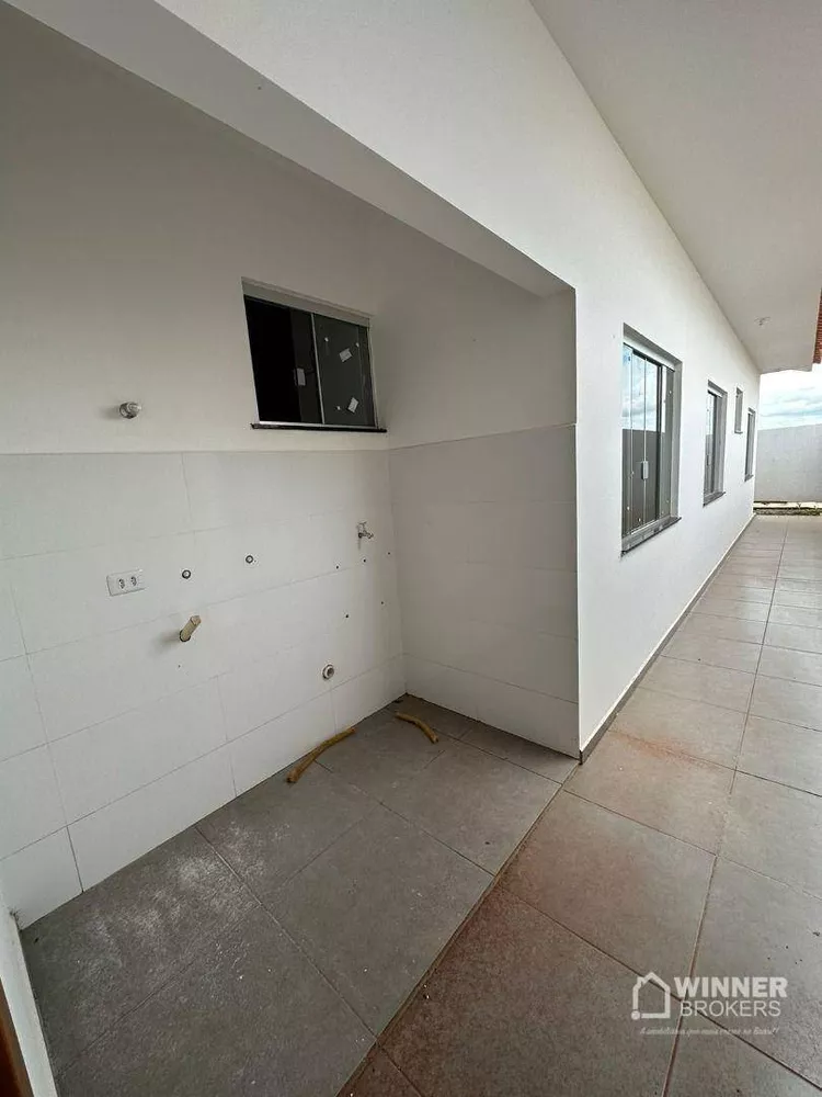 Casa à venda com 2 quartos, 80m² - Foto 7