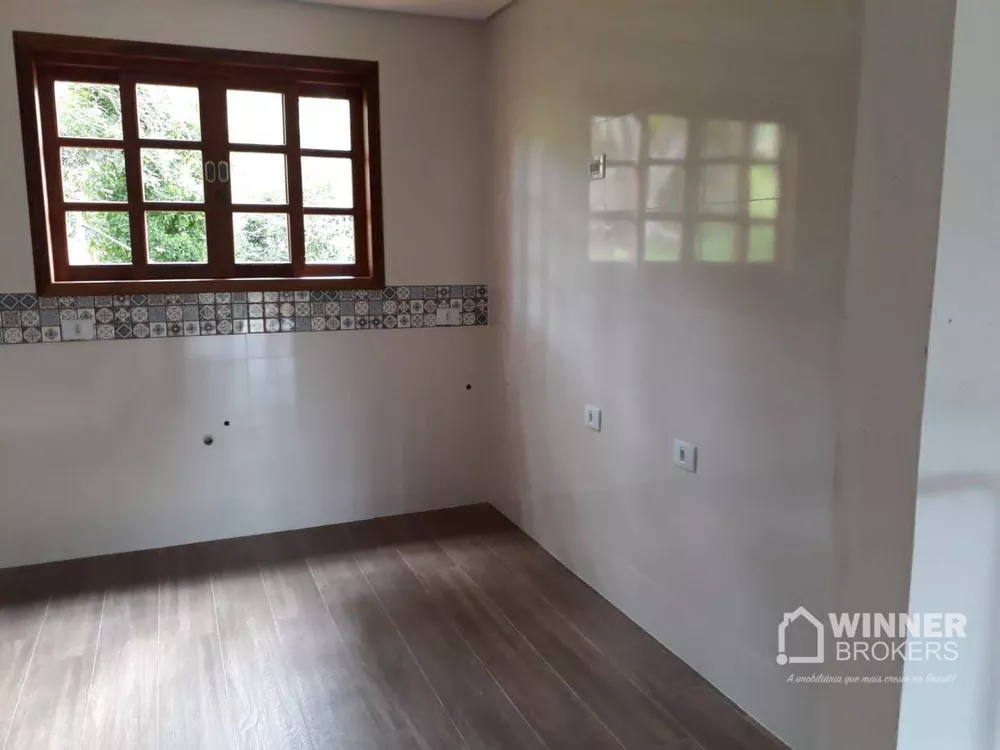 Chácara à venda com 4 quartos, 240m² - Foto 4