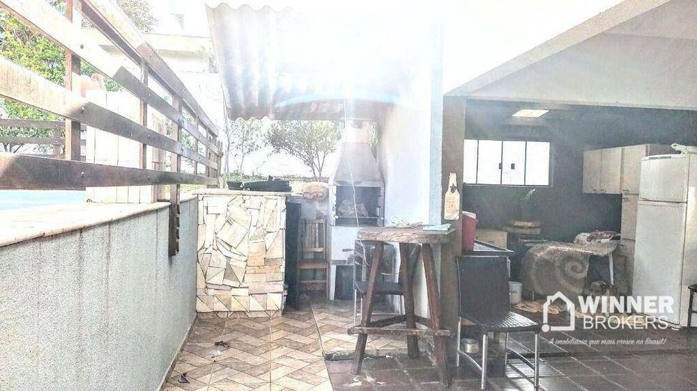 Casa à venda com 4 quartos, 250m² - Foto 6