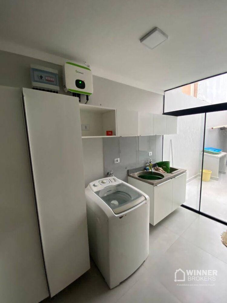 Sobrado à venda com 3 quartos, 300m² - Foto 8