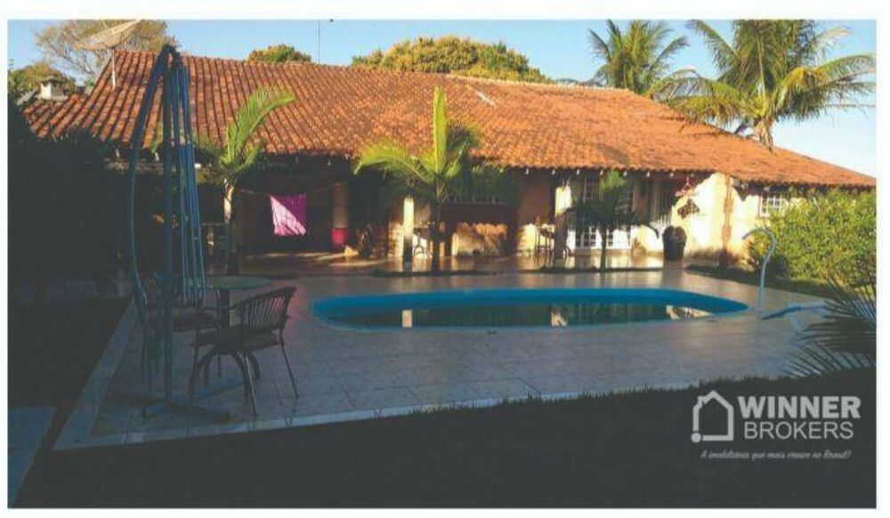 Chácara à venda com 3 quartos, 400m² - Foto 1