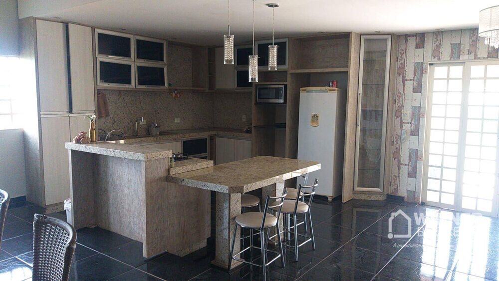 Chácara à venda com 3 quartos, 400m² - Foto 6