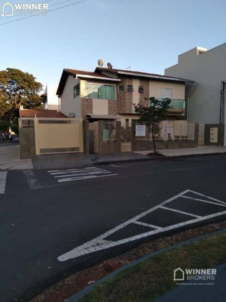 Sobrado, 3 quartos, 232 m² - Foto 2