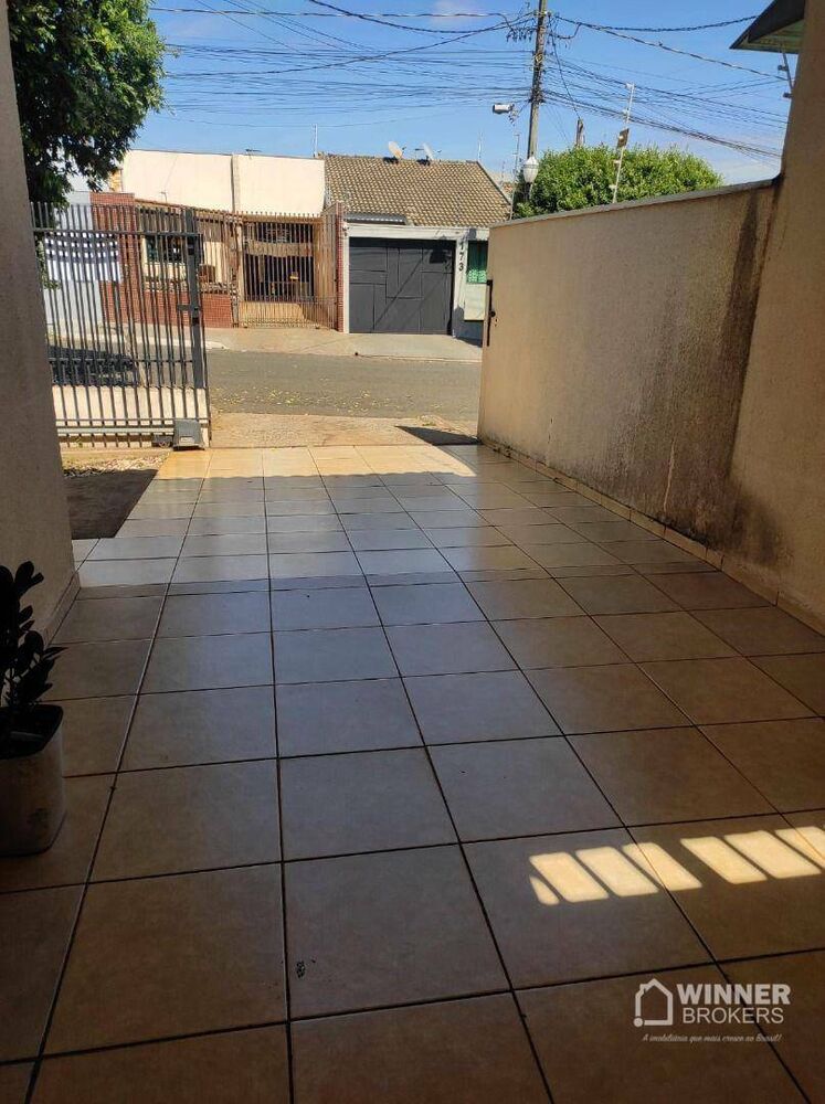 Casa à venda com 3 quartos, 75m² - Foto 5