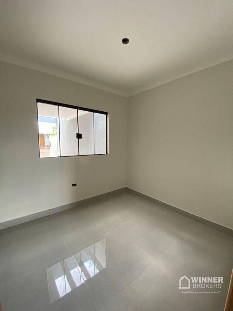 Casa à venda com 3 quartos, 72m² - Foto 5