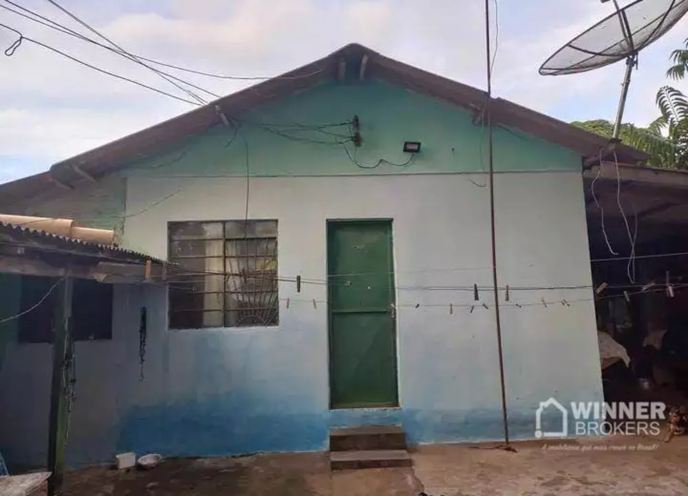 Casa à venda com 3 quartos, 200M2 - Foto 1