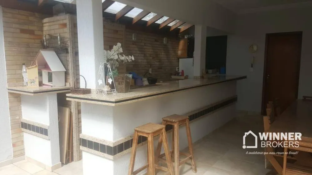 Casa, 4 quartos, 260 m² - Foto 11