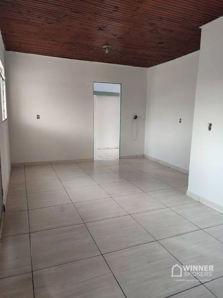 Casa à venda com 2 quartos, 65m² - Foto 2