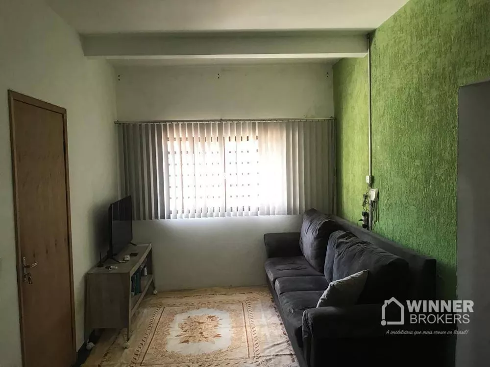 Casa à venda com 5 quartos, 219m² - Foto 3