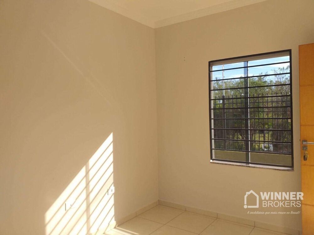 Casa à venda com 2 quartos, 62m² - Foto 6