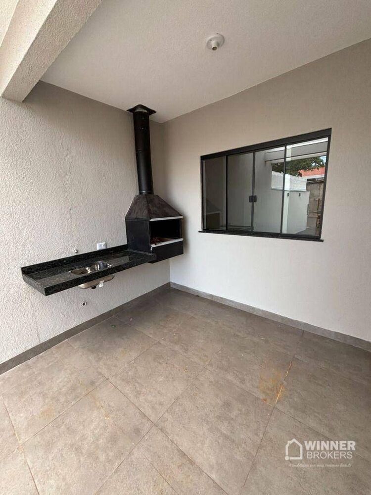 Casa à venda com 3 quartos, 70m² - Foto 3