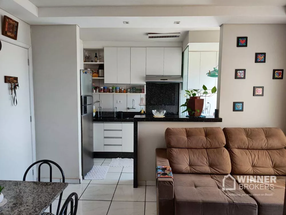 Apartamento à venda com 2 quartos, 42m² - Foto 1