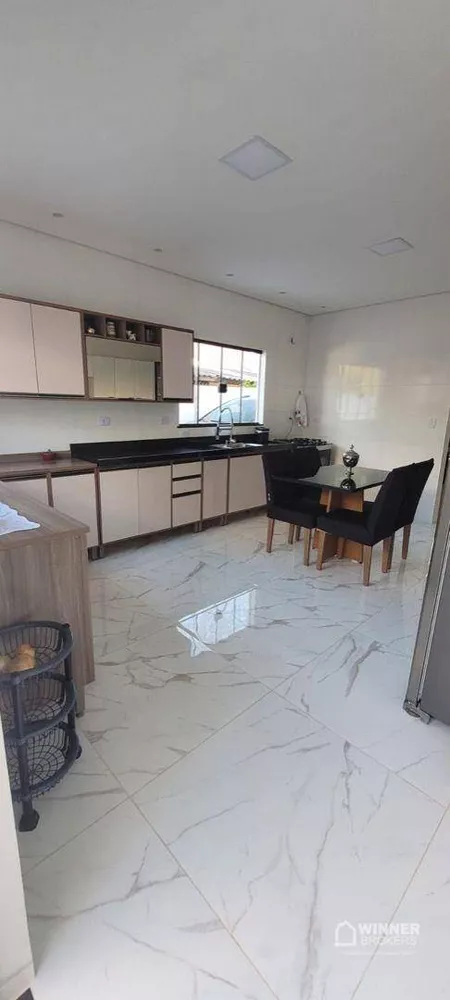 Casa à venda com 2 quartos, 160m² - Foto 6