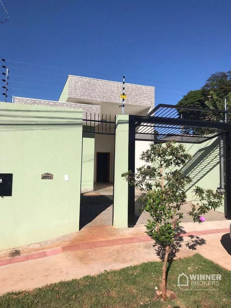 Casa à venda com 3 quartos, 135m² - Foto 2