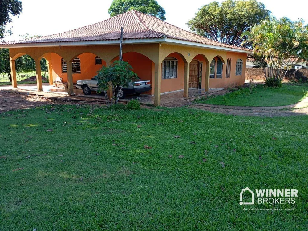 Chácara, 3 quartos, 2000 m² - Foto 1